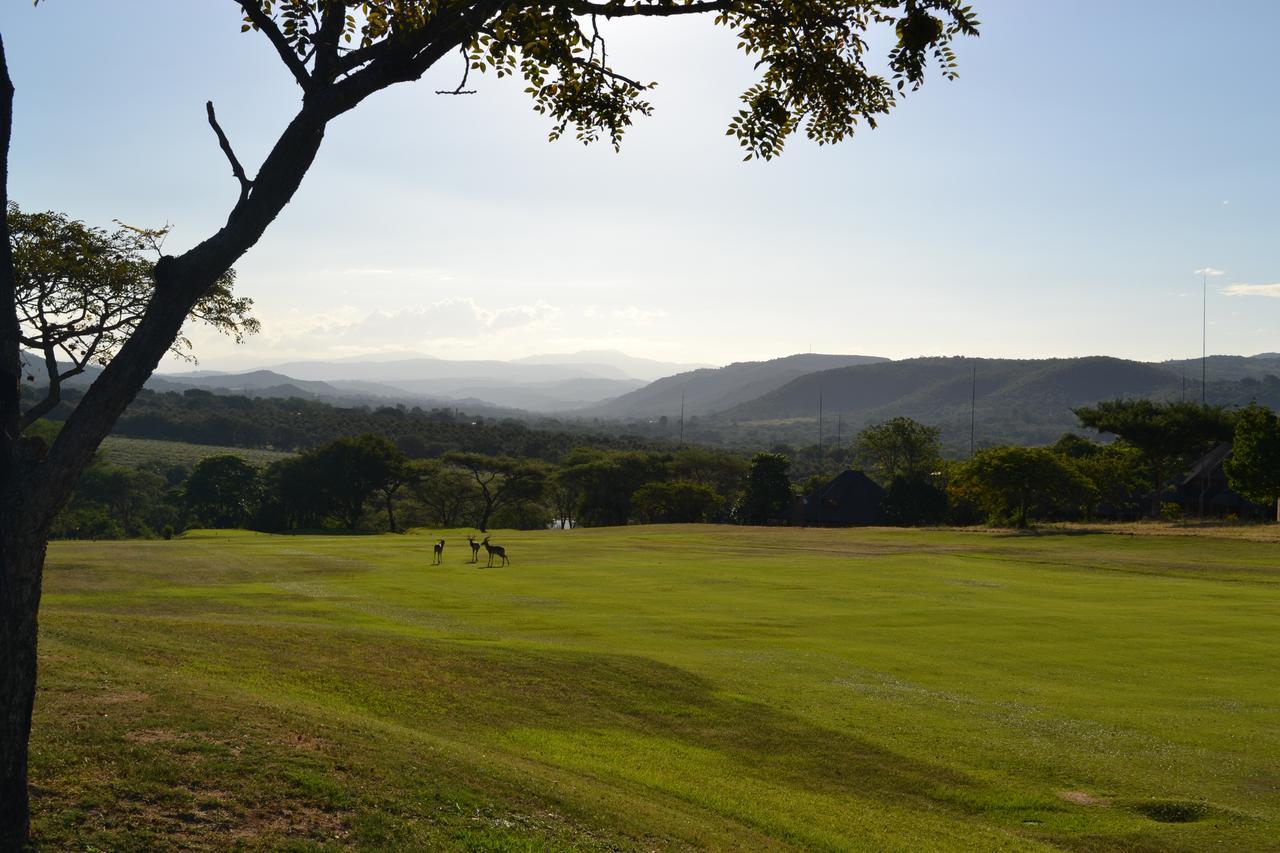Kruger Park Lodge - Golf Safari Sa Хейзивью Экстерьер фото