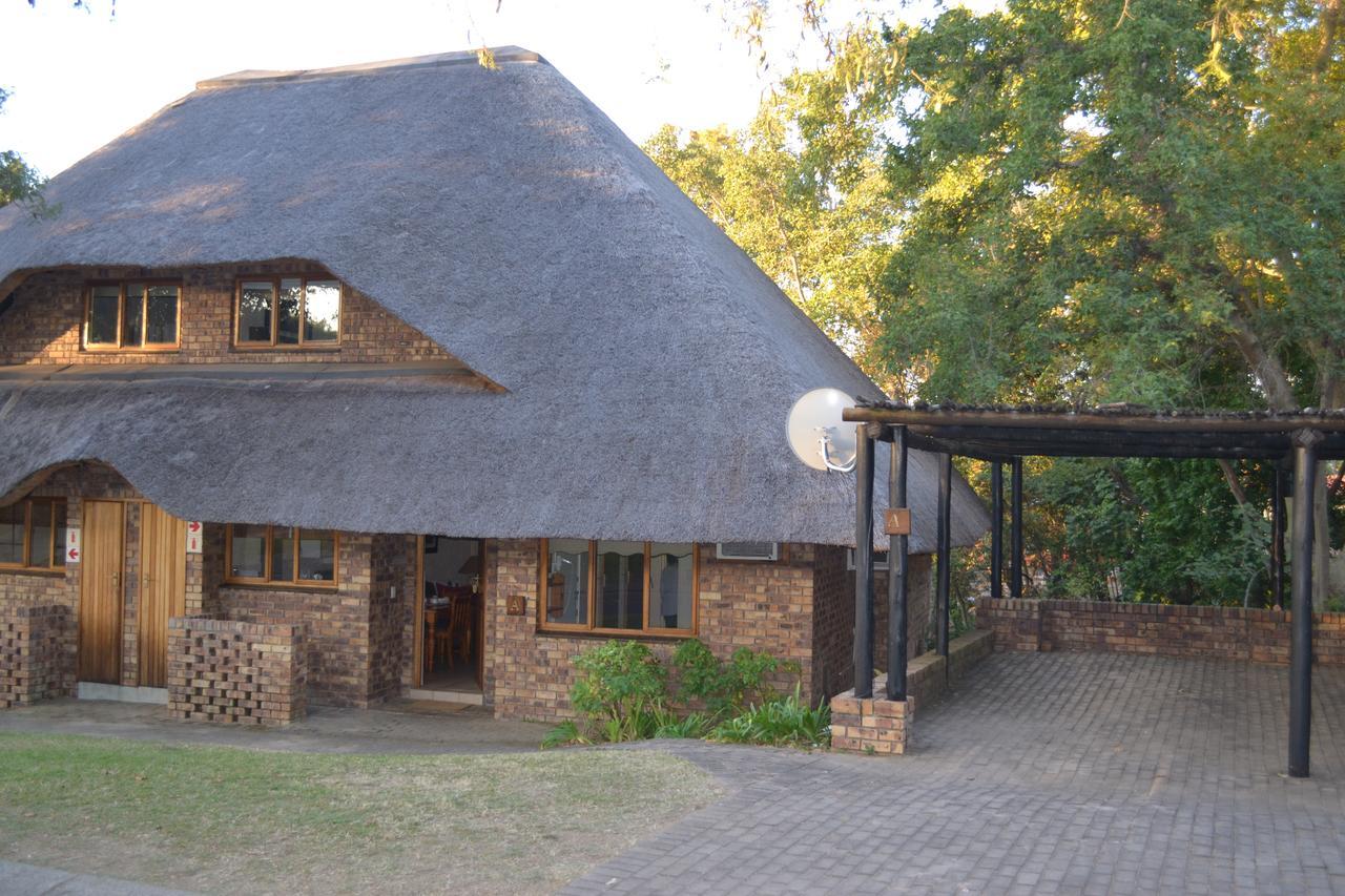 Kruger Park Lodge - Golf Safari Sa Хейзивью Экстерьер фото